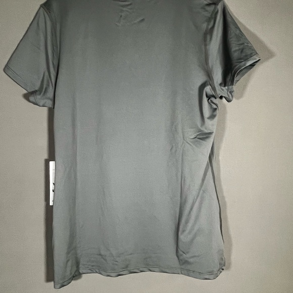 Artic Cool with HydroFreeze Technology - Picture 4 of 4